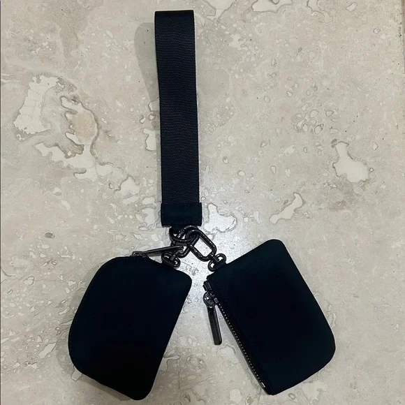 Never worn!! lululemon athletica Black Wristlet Set - Picture 2 of 2